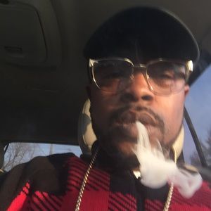 Meet your Posher, Edmund